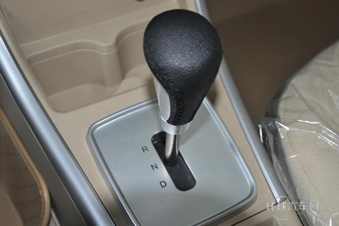 2014款 兩廂 E150 EV 電動時尚版