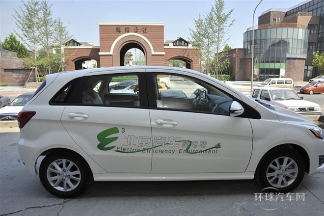 2014款 兩廂 E150 EV 電動時尚版