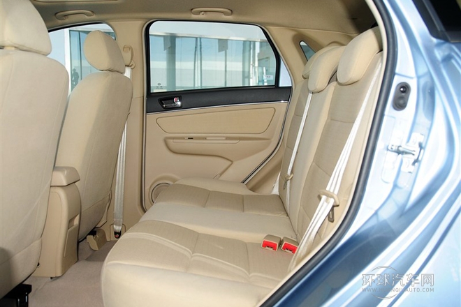 2014款 兩廂 E150 EV 電動科技版