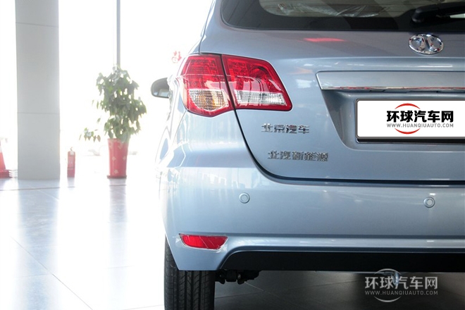 2014款 兩廂 E150 EV 電動(dòng)科技版