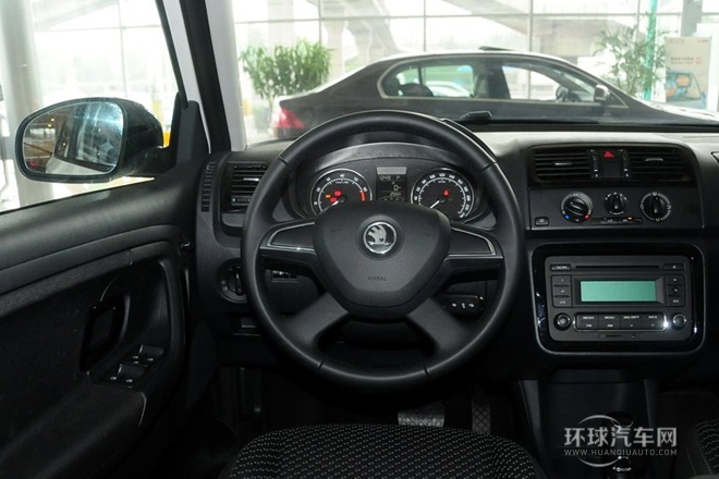 2013款 1.6L 自動Sport版