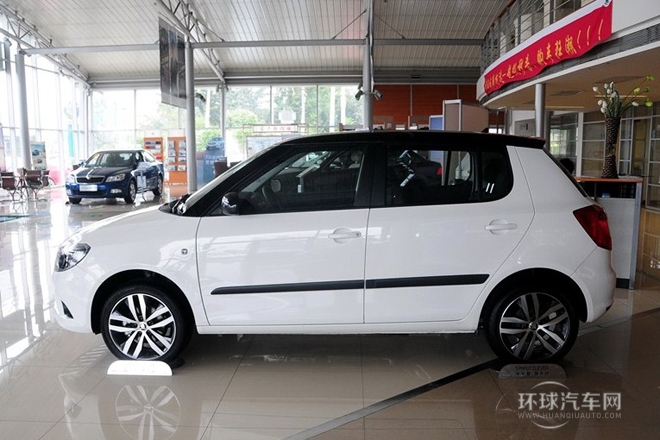 2013款 1.6L 自動(dòng)Sport版