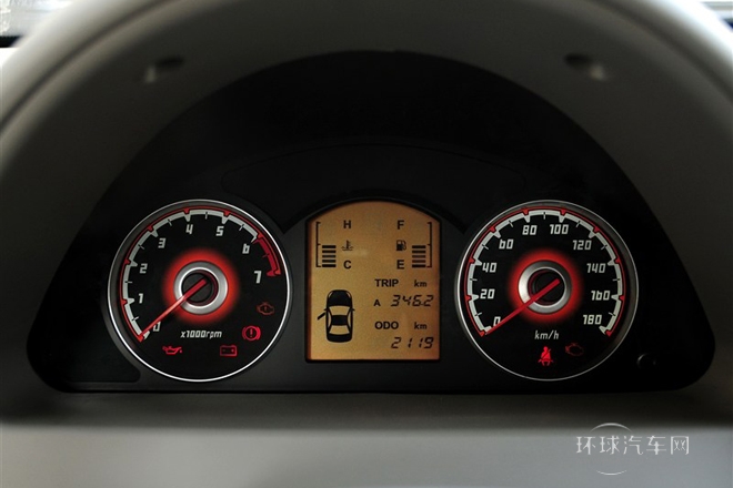 2012款 1.0L 豪華型