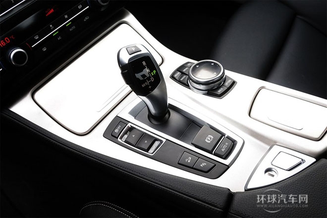 2014款 528i xDrive 設(shè)計套裝型