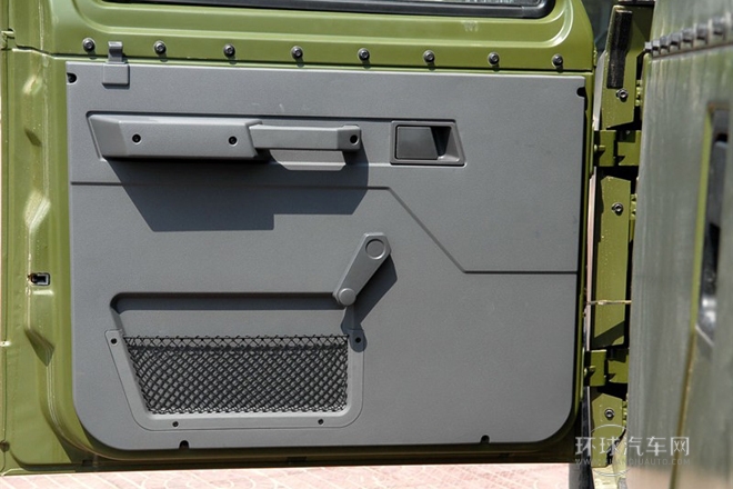 2008款 2.7L 五門四驅汽油版