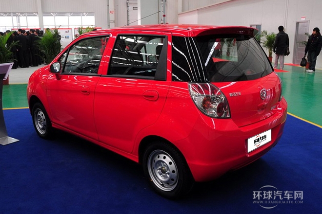 2010款 1.0L 標(biāo)準(zhǔn)型