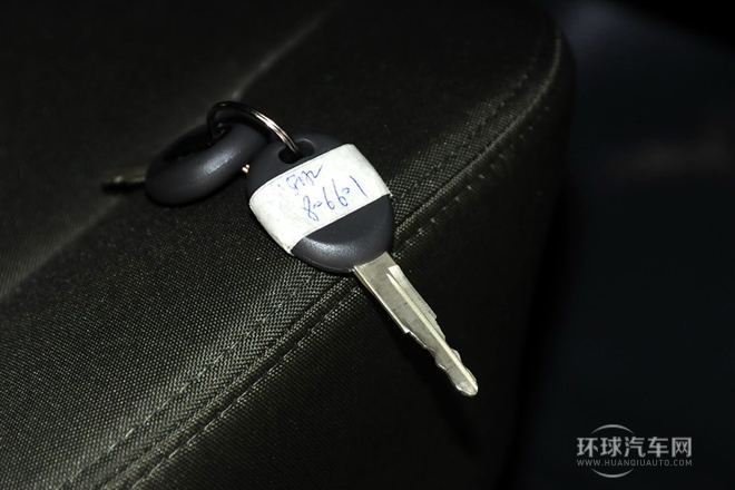 2008款 3.0T 五門四驅(qū)柴油版