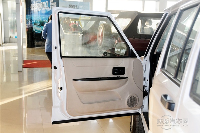 2011款 2.2L 四驅(qū)豪華型