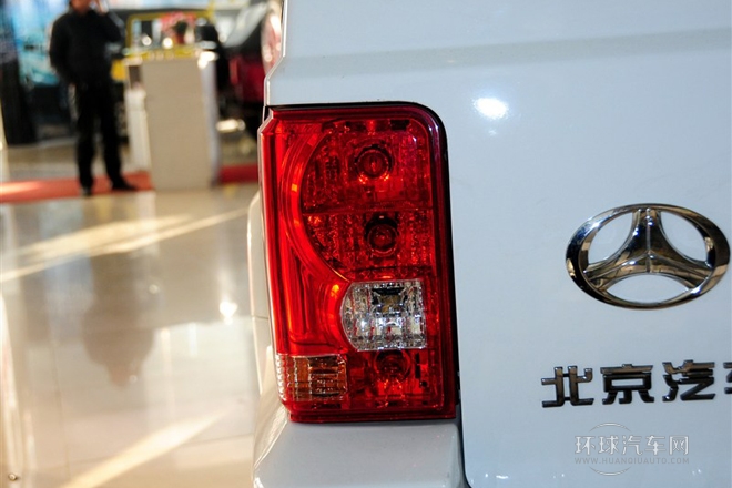 2011款 2.2L 四驅豪華型