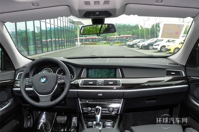 2014款 528i 設計套裝型