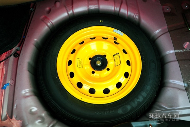 2011款 1.3L 手動豪華型