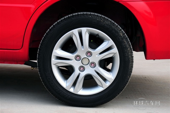 2011款 1.3L 手動豪華型