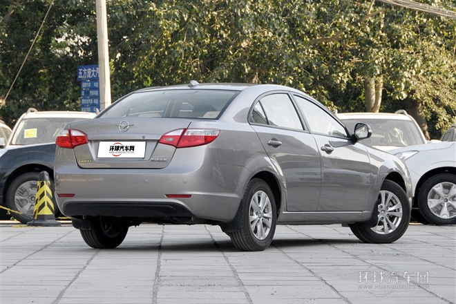 2013款 三廂 1.6L 手動精英版