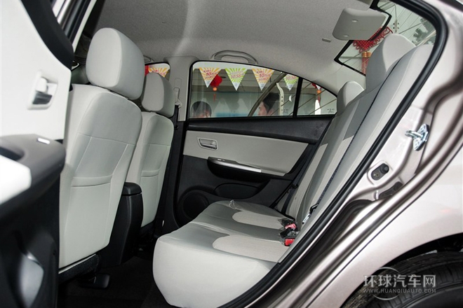 2013款 兩廂 1.6L 手動風尚版