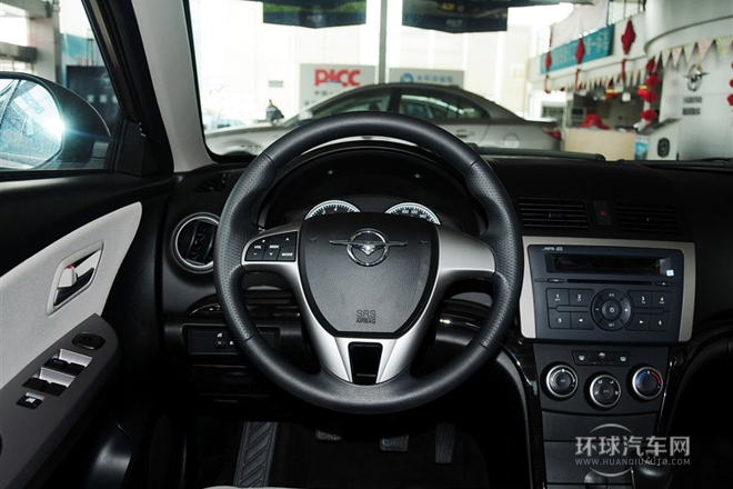 2013款 兩廂 1.6L 手動風尚版