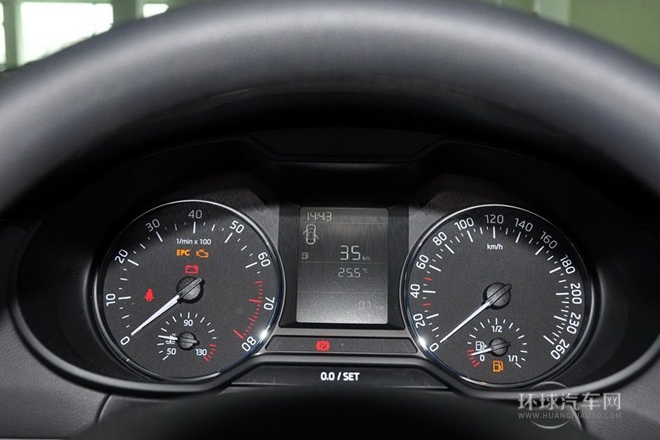 2015款 1.6L 手動逸致版