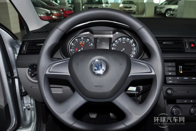 2015款 1.6L 手動逸致版