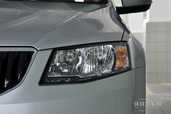 2015款 1.6L 手動逸致版