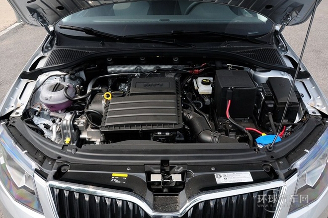 2015款 1.6L 自動逸致版