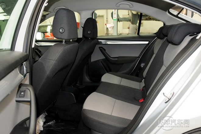 2015款 1.6L 自動逸致版