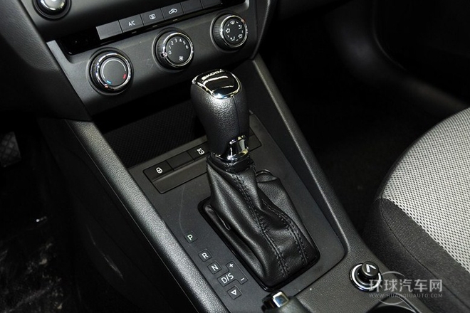 2015款 1.6L 自動逸致版