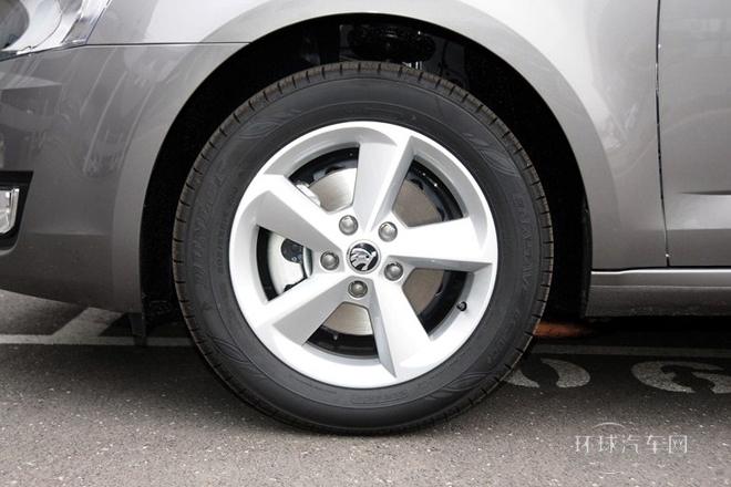 2015款 1.6L 手動(dòng)逸杰版