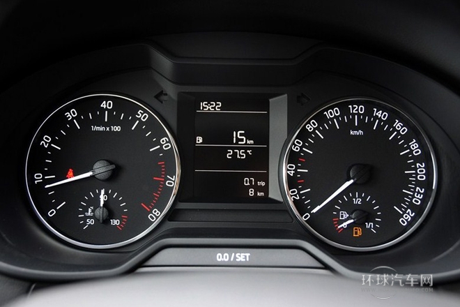 2015款 1.6L 手動逸杰版