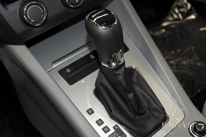 2015款 1.6L 自動(dòng)逸杰版