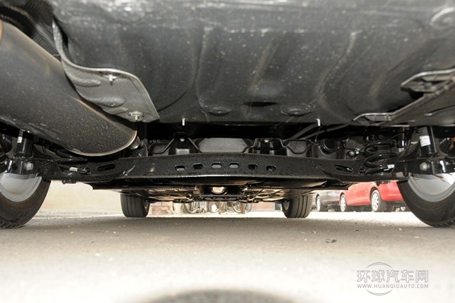 2015款 1.6L 手動逸俊版