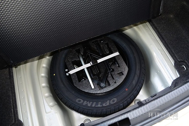 2015款 1.6L 自動逸俊版