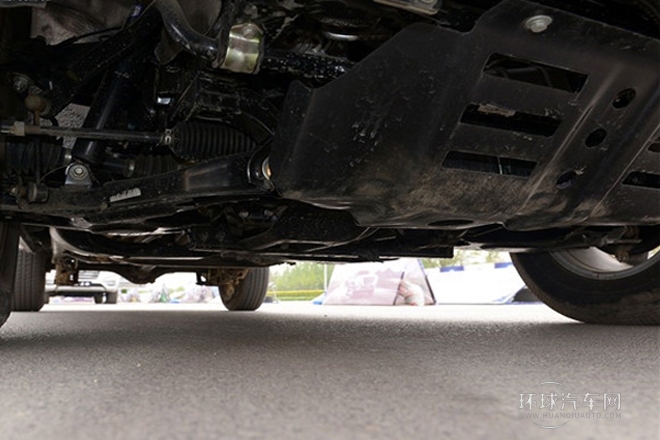 2014款 2.0T兩驅(qū)領(lǐng)航型4D20B