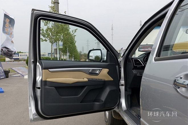 2014款 2.0T兩驅(qū)領航型4D20B