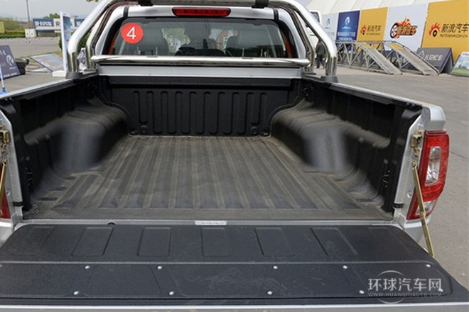 2014款 2.0T兩驅領航型4D20B