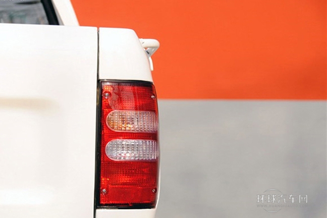 2008款 2.2L豪華型小雙排