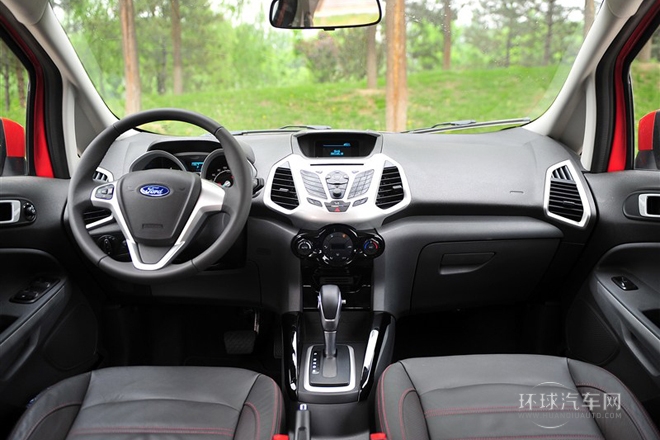 2013款 1.5L 自動尊貴型