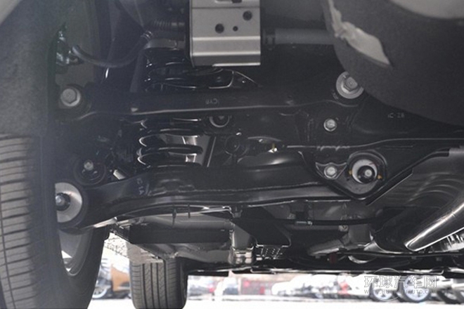 2014款 2.0L 自動豪華版