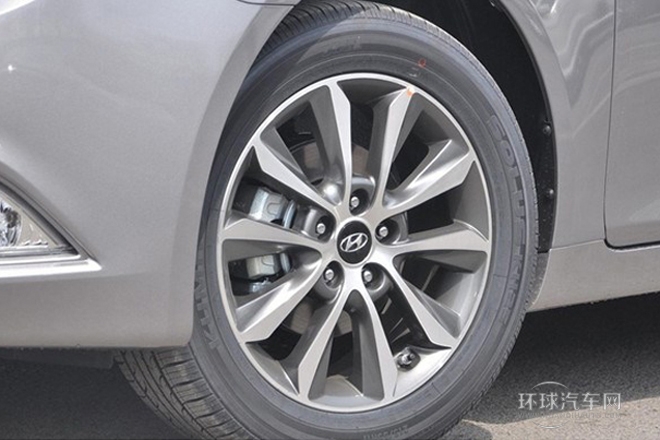 2014款 2.0L 自動豪華版