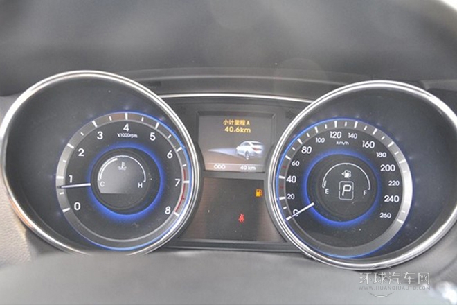 2014款 2.0L 自動豪華版