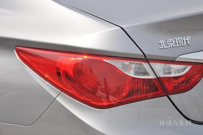 2014款 2.0L 自動(dòng)豪華版