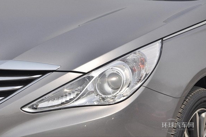 2014款 2.0L 自動豪華版