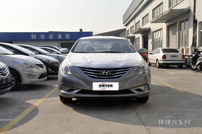 2014款 2.0L 自動豪華版