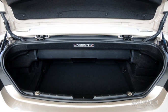 2013款 改款 650i xDrive敞篷轎跑車