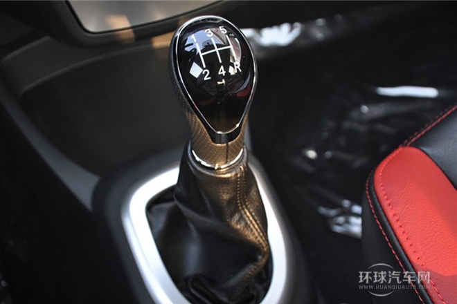 2013款 1.5L 手動都市型