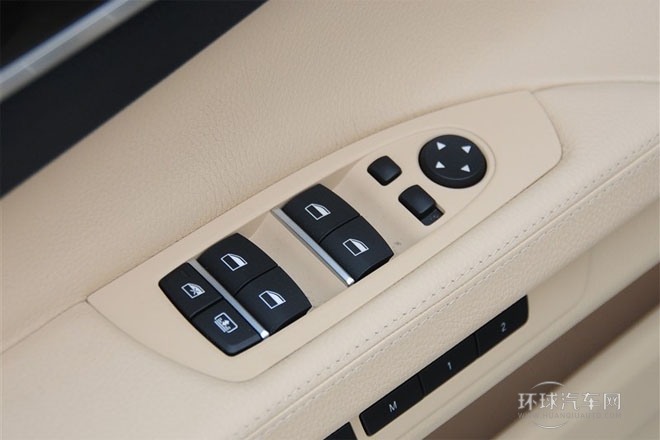 2013款 730Li 豪華型