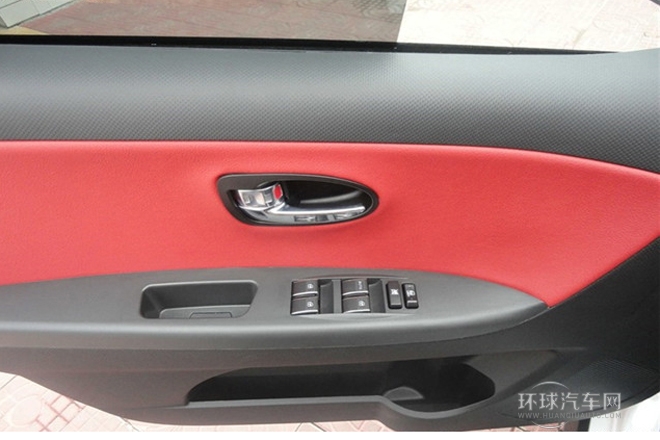 2013款 1.5L 手動豪華型