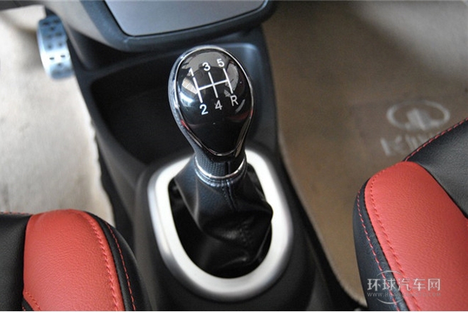 2013款 1.5L 手動豪華型