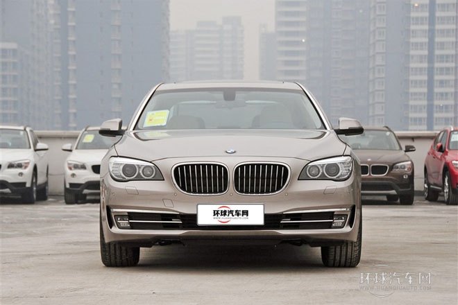 2013款 730Li 豪華型