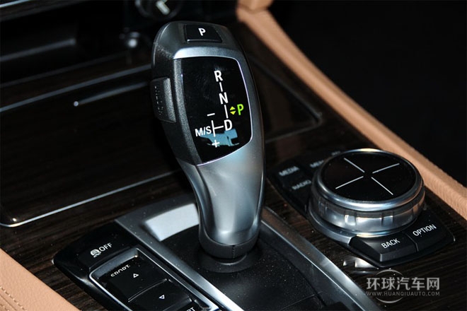 2013款 730Li 領先型