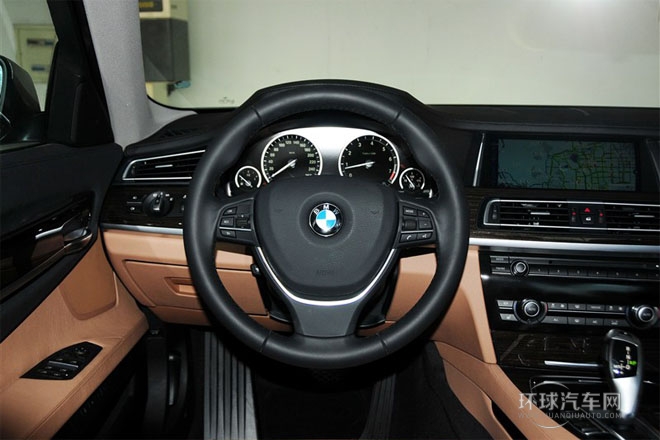 2013款 730Li 領先型