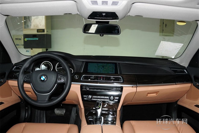 2013款 730Li 領(lǐng)先型